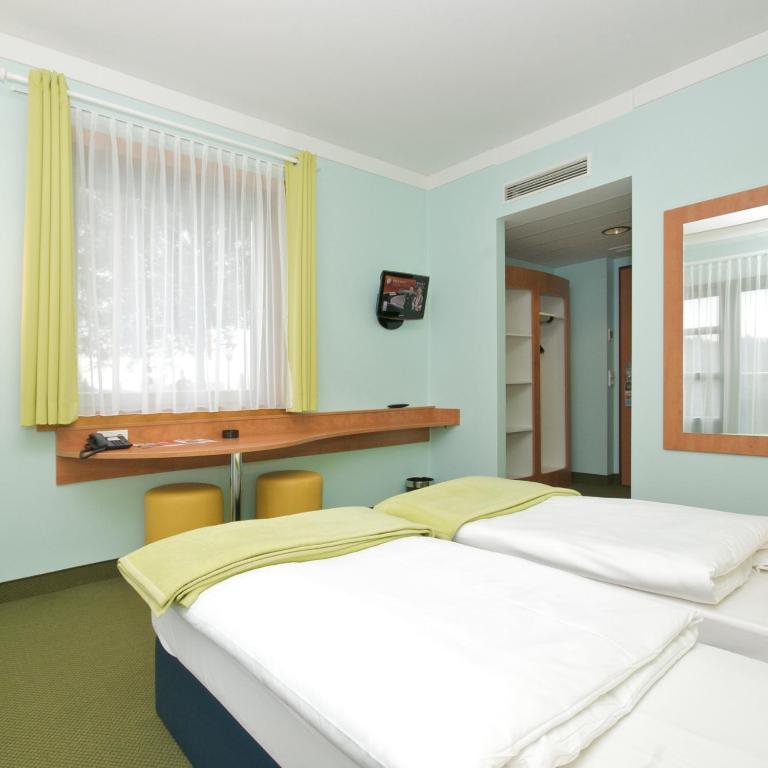 Hotel Fraenkische Schweiz-Pegnitz Kamer foto
